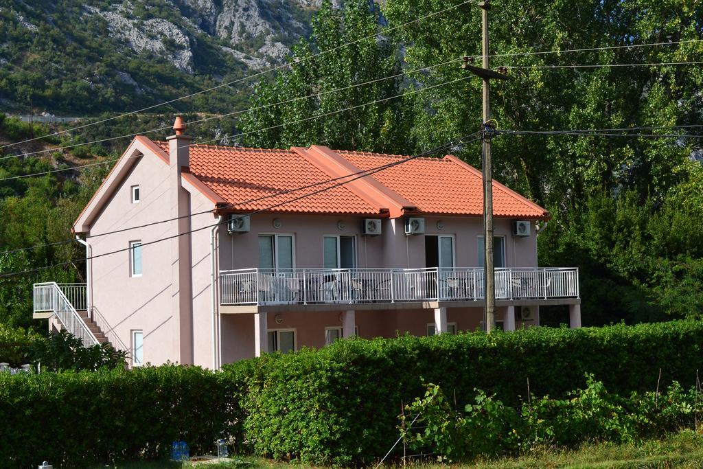 דוני מוריני Apartments Lalevic מראה חיצוני תמונה