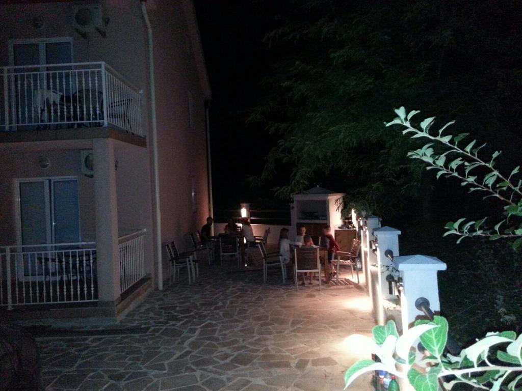 דוני מוריני Apartments Lalevic מראה חיצוני תמונה